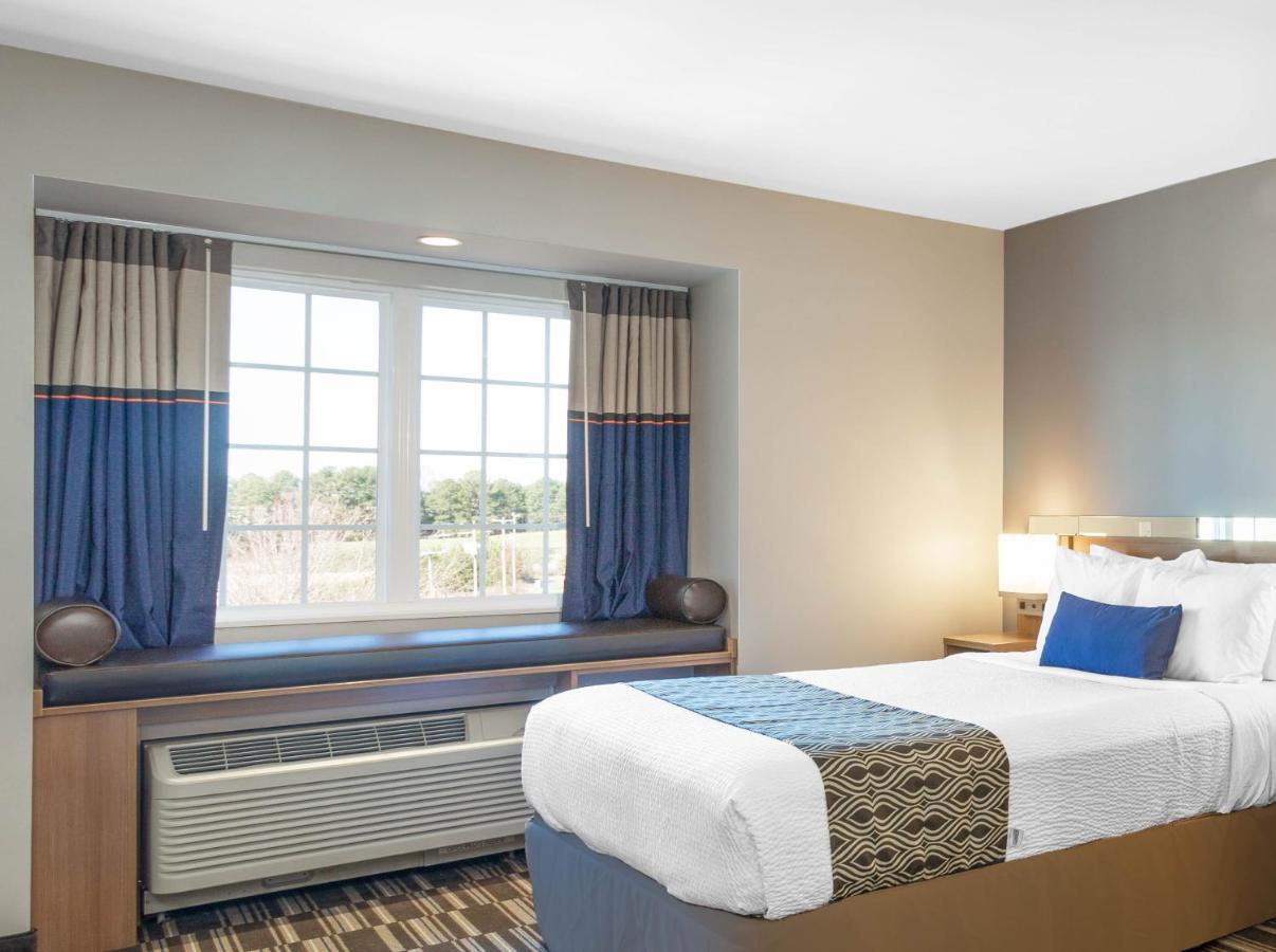 Microtel Inn Suites By Wyndham South Hill Eksteriør billede
